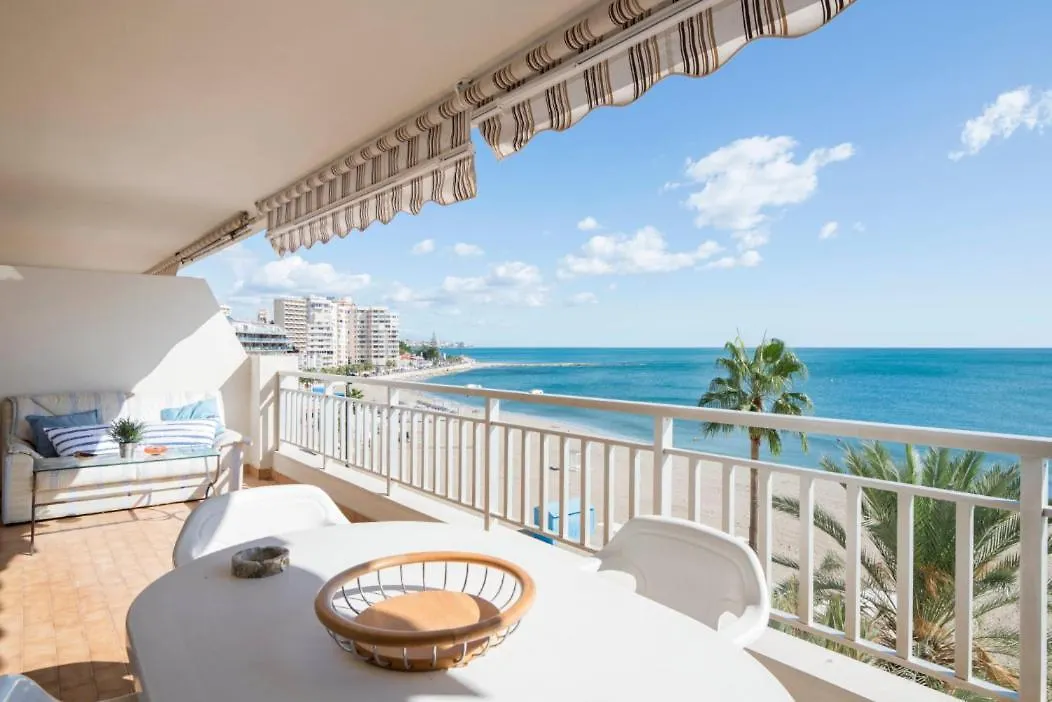 Apartamento Family Aguamarina Front The Sea Free Parking Fuengirola 0*,